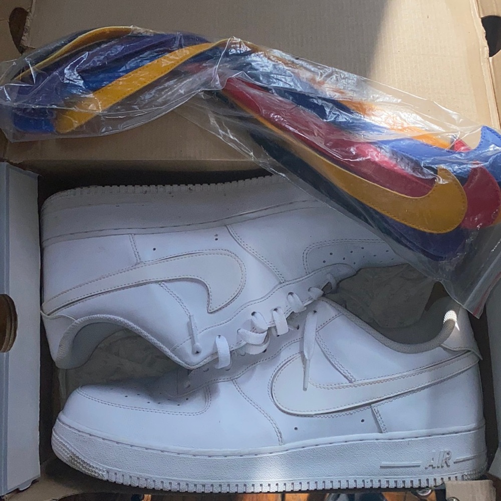 Air Force 1 swappable check